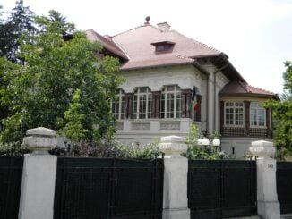 Dan Voiculescu ar putea pierde sediul de partid din zona de lux a Capitalei. Ce vrea Guvernul să facă în vila de lângă Arcul de Triumf