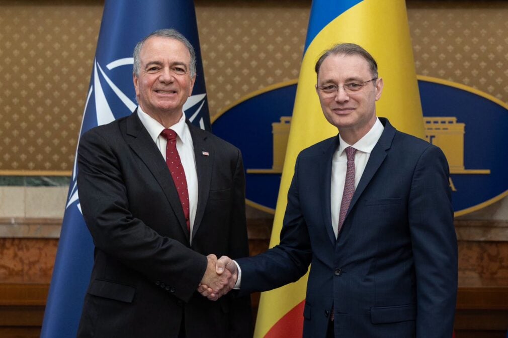 Ce a discutat Luca Niculescu cu ambasadorul SUA la București
