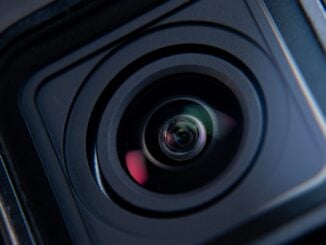 Camere ascunse în hoteluri și apartamente. Cum le poți depista cu telefonul și ce trebuie să verifici mai întâi