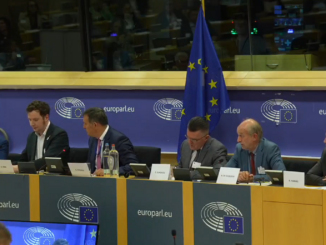 VIDEO Acțiuni AUR la Bruxelles. Miting în fața Parlamentului European și conferință internațională privind alegerile anticipate