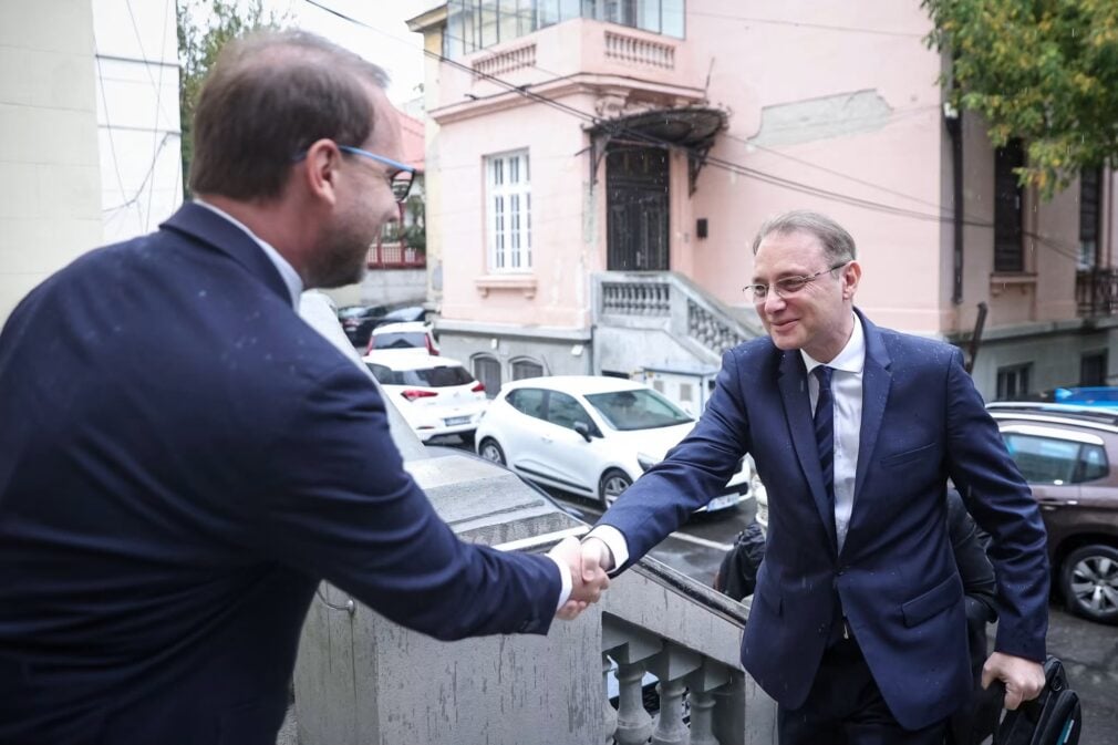 Luca Niculescu, discuții cu USR. Dominic Fritz vrea guvern minoritar PNL-USR-UDMR, posibil cu rotativă