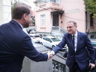 Luca Niculescu, discuții cu USR. Dominic Fritz vrea guvern minoritar PNL-USR-UDMR, posibil cu rotativă