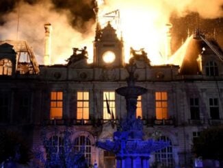 Macron trimite armata în stradă, după violențele care au cuprins Franța. Soldații vor sprijini poliția