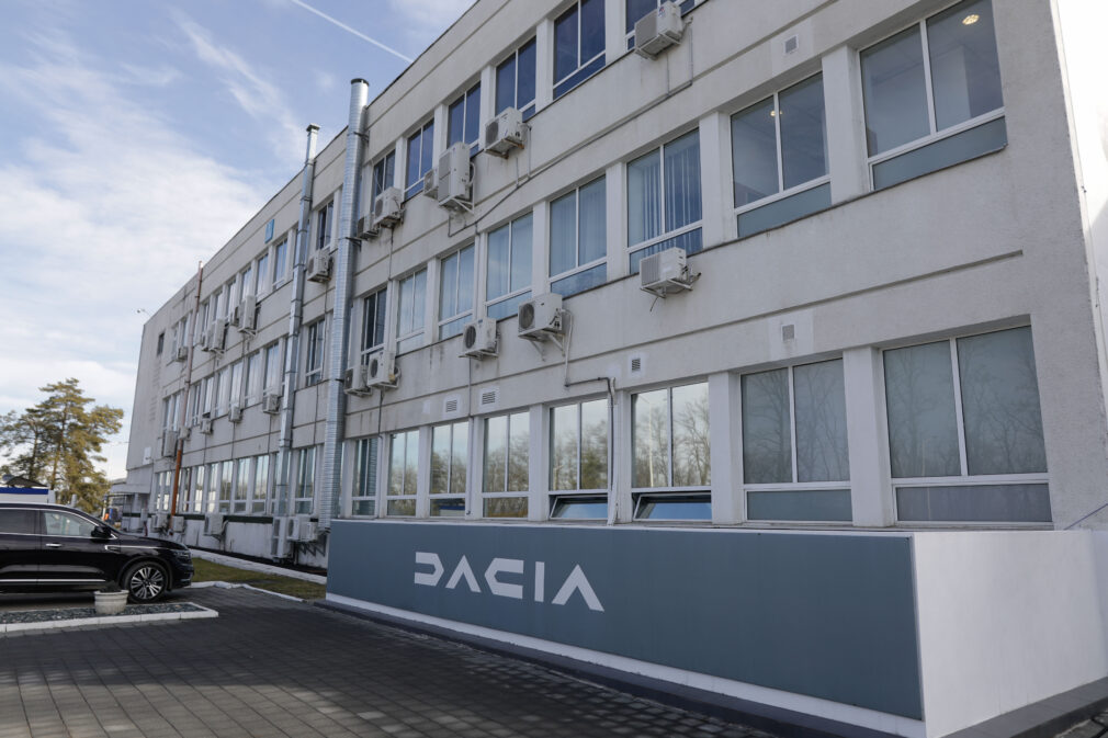 Producția Dacia, oprită pentru două zile la Mioveni. Ce se întâmplă cu angajații