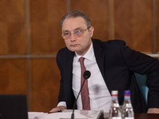 Luca Niculescu a depus lista de miniștri și programul de guvernare