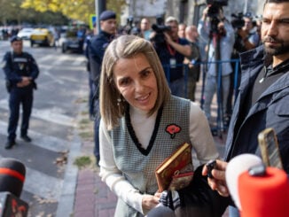 Cristela Georgescu după decizia menținerii soțului ei în arest: „Au curs lacrimi, a tremurat văzduhul. Și Cerul a plâns”