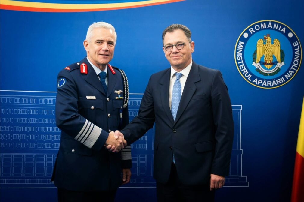 Ministrul Apărării, Radu Oprea, întâlnire cu preşedintele Comitetului Militar al UE: „România îşi va continua contribuţia la consolidarea apărării europene”