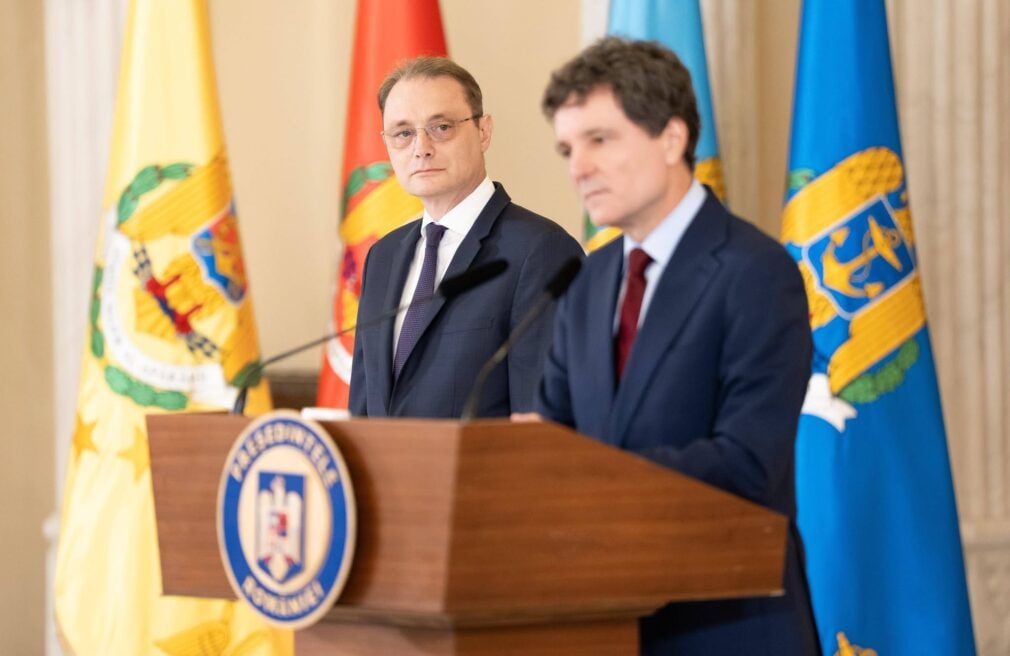 Între intimidare și cacealma. Ce joc face PSD, după desemnarea lui Luca Niculescu
