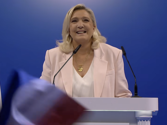 Marine Le Pen intră în cursa pentru Élysée din postura de favorită