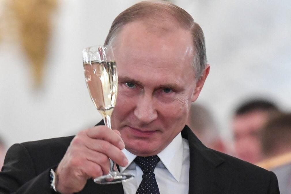 VIDEO Ziua lui Vladimir Putin, 7 octombrie 2026. Atacuri asupra Ucrainei, cultul personalității și reacții internaționale