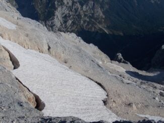 Ghețarul de pe cel mai înalt vârf al Sloveniei a dispărut. Vara toridă a topit ultima gheață de pe Triglav
