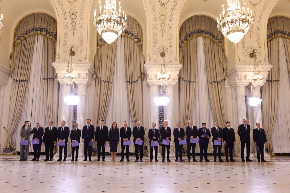 Guvernul Niculescu, analizat de presa din Rusia. Ce relatează agenția TASS despre noul premier