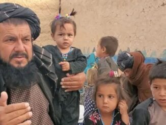 Un tată cu 58 de copii trăiește la limita sărăciei din Afganistan. Bărbatul cere sprijin umanitar pentru familia sa