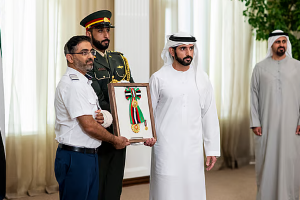Pilotul rănit în urma incidentului din zborul Flydubai, decorat de Emiratele Arabe Unite. Curajul său a fost lăudat la nivel mondial