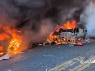 Violențe pe străzile din Franța: clădiri vandalizate, tomberoane incendiate, 1200 de oameni arestați. Manifestanții cer Guvernului condiții mai bune de trai
