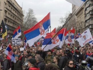 Alegeri în Serbia. Studenții contestă puterea lui Aleksandar Vučić