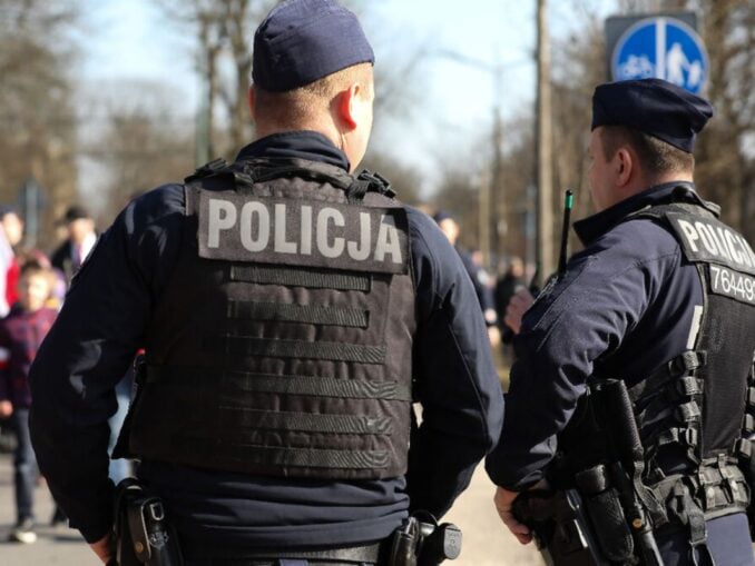 VIDEO Al doilea atac într-o școală din Polonia în mai puțin de 24 de ore. O femeie a murit, iar alte două persoane au fost rănite