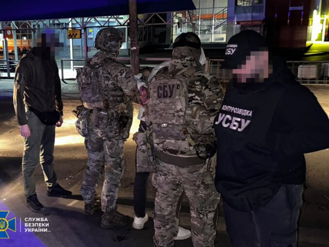 VIDEO Atac terorist al serviciilor secrete rusești, dejucat. Un student de 19 ani urma să arunce în aer un autobuz plin cu soldați ucraineni