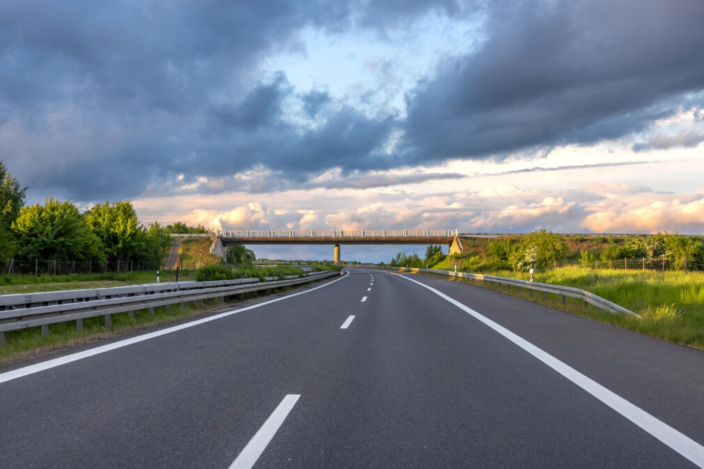 A1 se închide între Sibiu și Boița până în decembrie. Șoferii vor fi deviați pe DN7 și DN1