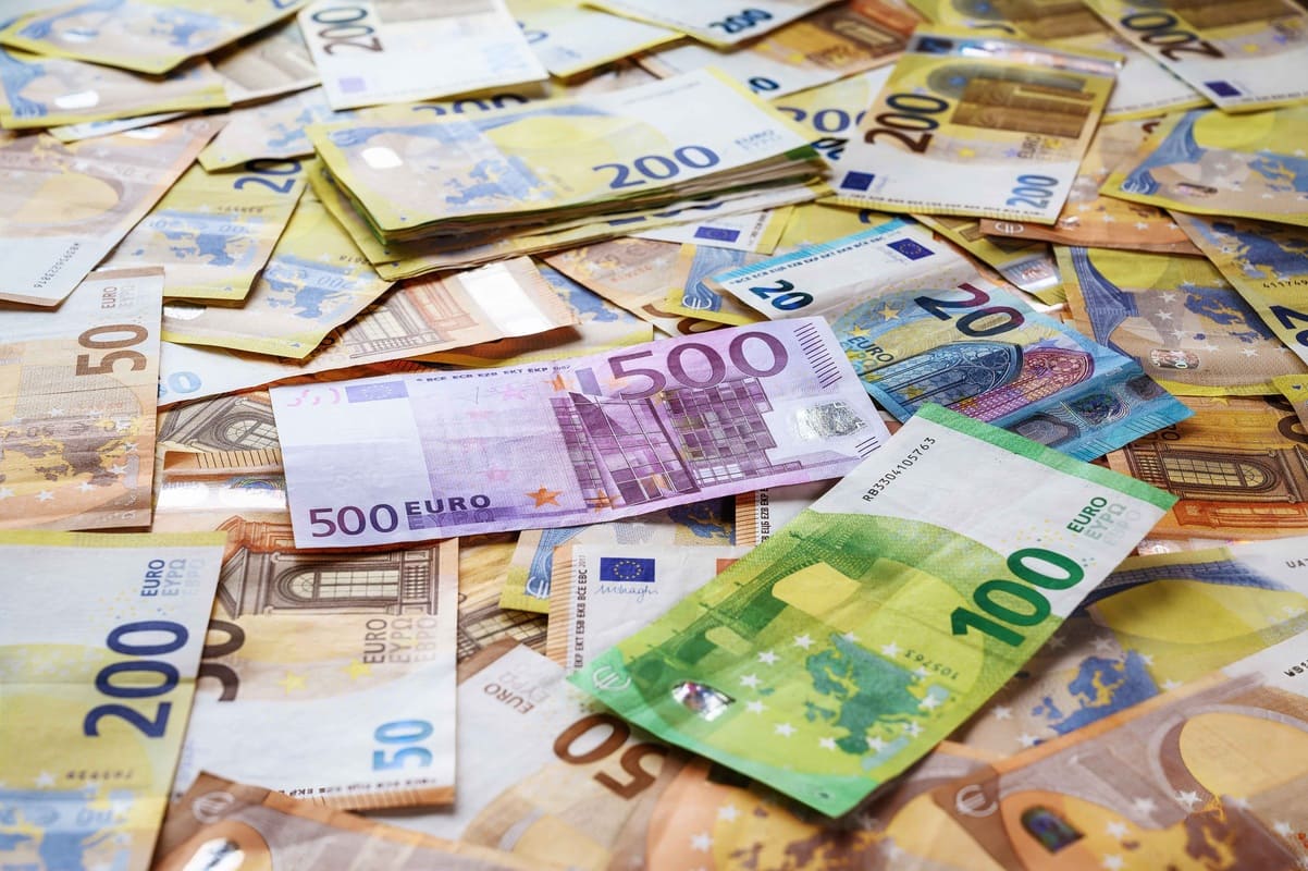 Capitolul Din Roma Companiile elene își reorientează investițiile în România. Grecii ...