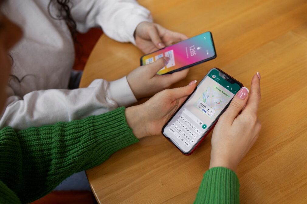 WhatsApp lansează noi instrumente pentru părinți. Ce se schimbă pentru adolescenți