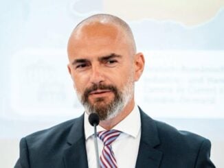 Dan Cărbunaru, noul purtător de cuvânt al Guvernului Niculescu. El a fost purtător de cuvânt și pentru premierul Nicolae Ciucă