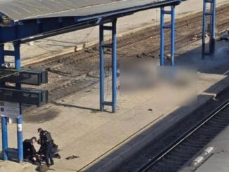 BREAKING NEWS 13 oameni au murit în Ucraina după un atac cu dronă asupra unui tren de călători în gara Dnipro