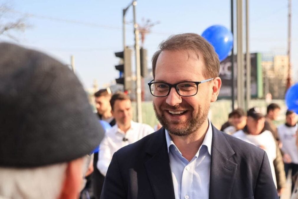 „Nu contează atât de mult ce ai studiat”. Angajare la Dominic Fritz. Liderul USR își angajează un asistent care „nu se stresează repede”