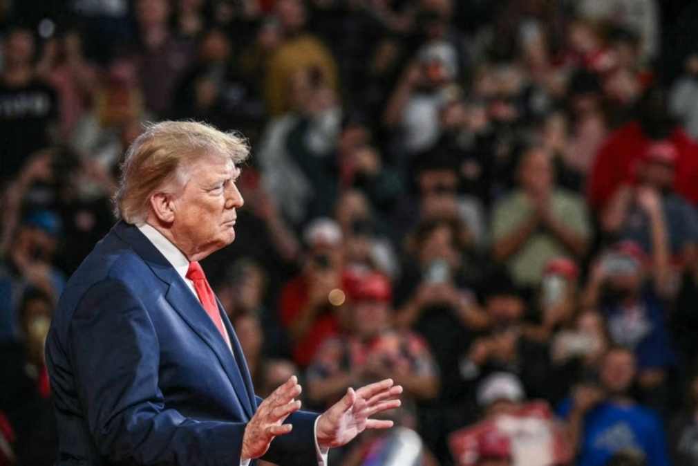 „Efectul Trump” asupra alegerilor. Liderii republicani încearcă să limiteze pierderile electorale