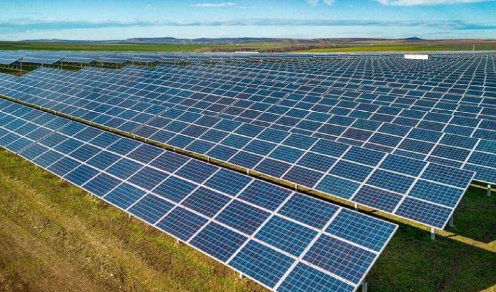 Presa ungară, despre parcul fotovoltaic de la Arad, care ar deveni cel mai mare din UE: „Cantitatea este considerabilă”