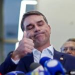 Flavio Bolsonaro, fugă, SUA, Brazilia
