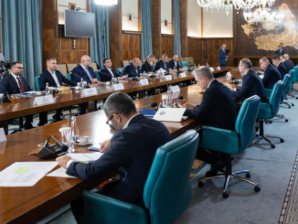 Luca Niculescu, întâlnire cu reprezentanții consiliilor județene. Reforma administrației locale și finanțarea prin PNRR, discutate la Palatul Victoria