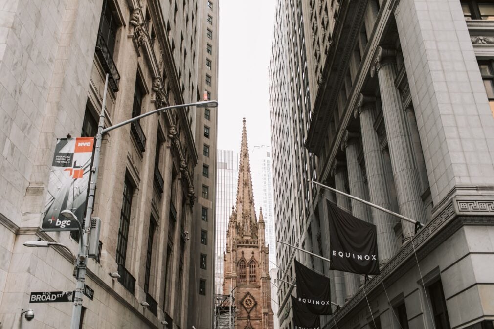 Arhiepiscopia din New York va plăti despăgubiri de 800 de milioane de dolari către enoriașii abuzați sexual de membri ai clerului