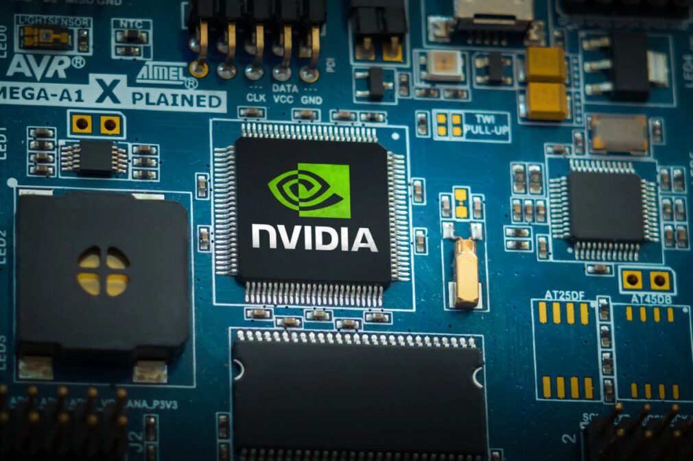 VIDEO Hoții, păcăliți de logo. Au furat două remorci Nvidia crezând că dau lovitura cu procesoare. Ce au găsit în interior
