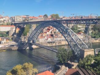 Orașul european unde turiștii spun că se simt ca acasă din prima zi. Destinația care a depășit Amsterdam, Viena și Paris