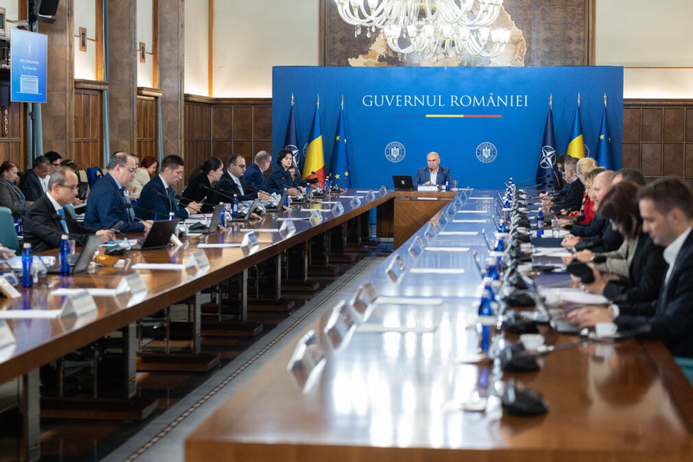 PNL în opoziție. Cine și-a anunțat demisia, cine se împotrivește și ce riscă liberalii care nu pleacă din funcții