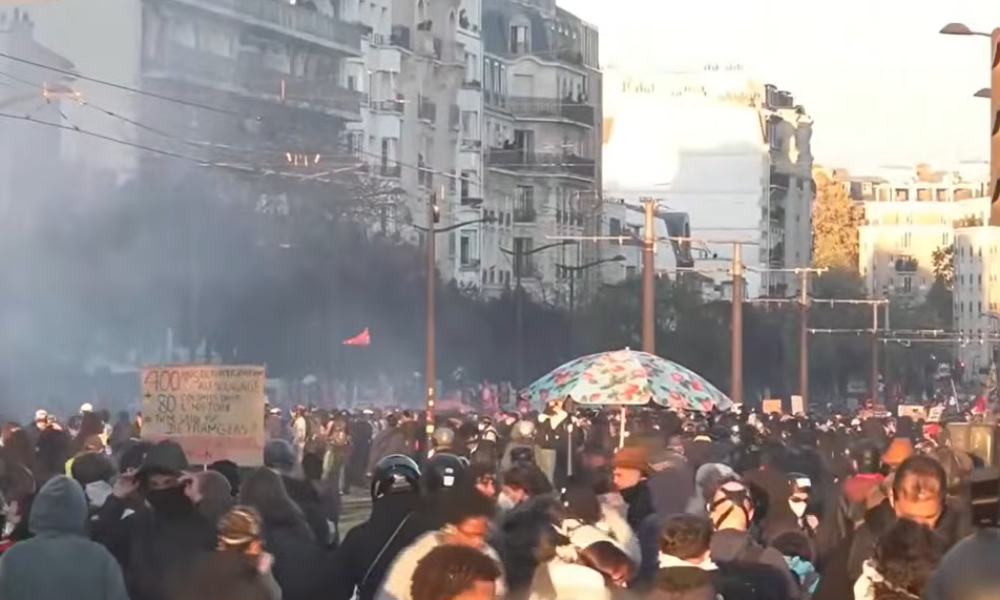 VIDEO Violențe la protestele din Franța. Sute de mii de oameni demonstrează în toată Franța. Tensiuni în mai multe orașe