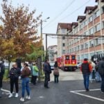 arest domiciliu, elev, atac macetă, Pitești, Elevul din Pitești care și-a atacat colegii cu maceta