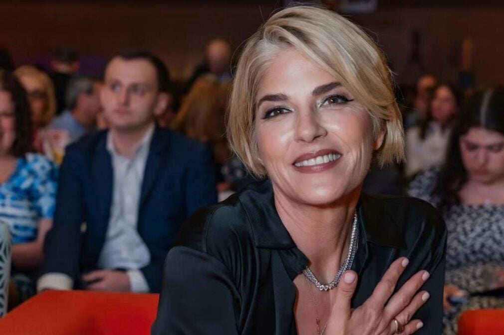 VIDEO Actrița Selma Blair, arestată după un incident violent într-un avion