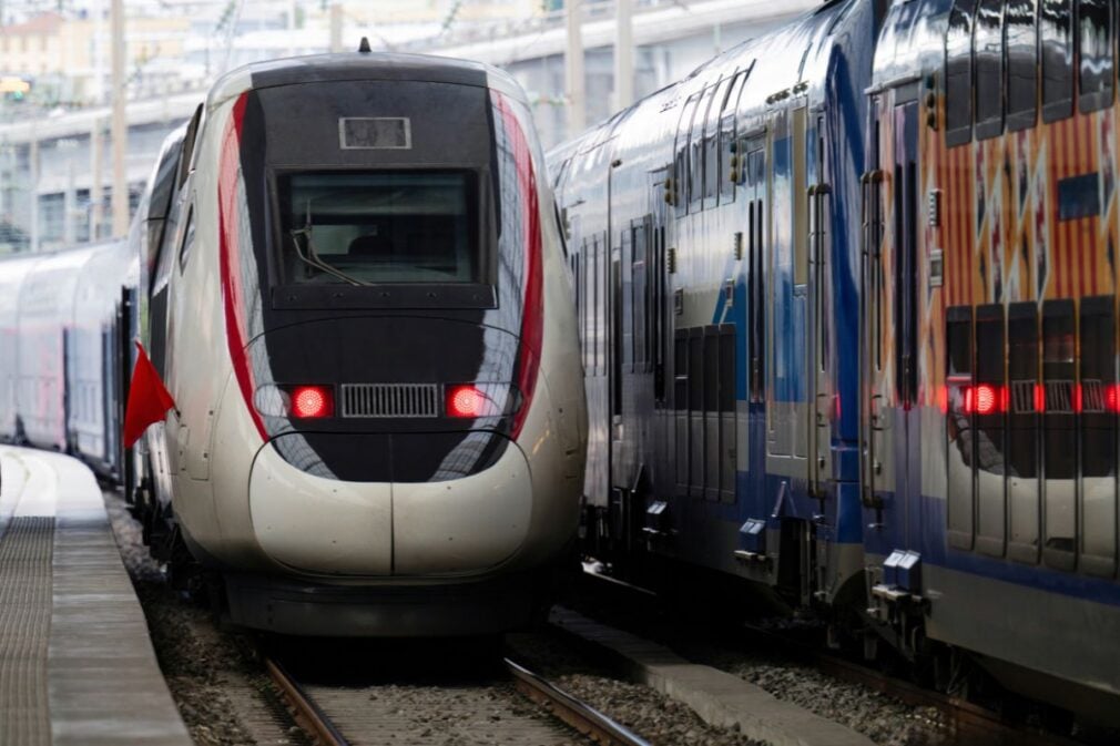 România ar putea avea trenuri de mare viteză până în 2040. Cât ar dura călătoria de la București la Budapesta