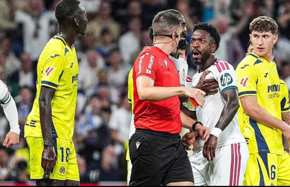 VIDEO Reacția lui Vinicius după cartonașul roșu primit pentru că a tras un adversar de păr