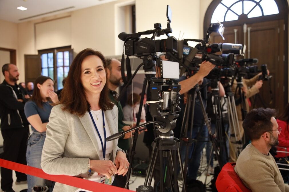 Povestea singurei jurnaliste românce de la televiziunea publică din Spania. Cum a fost alungată din România de sistemul medical